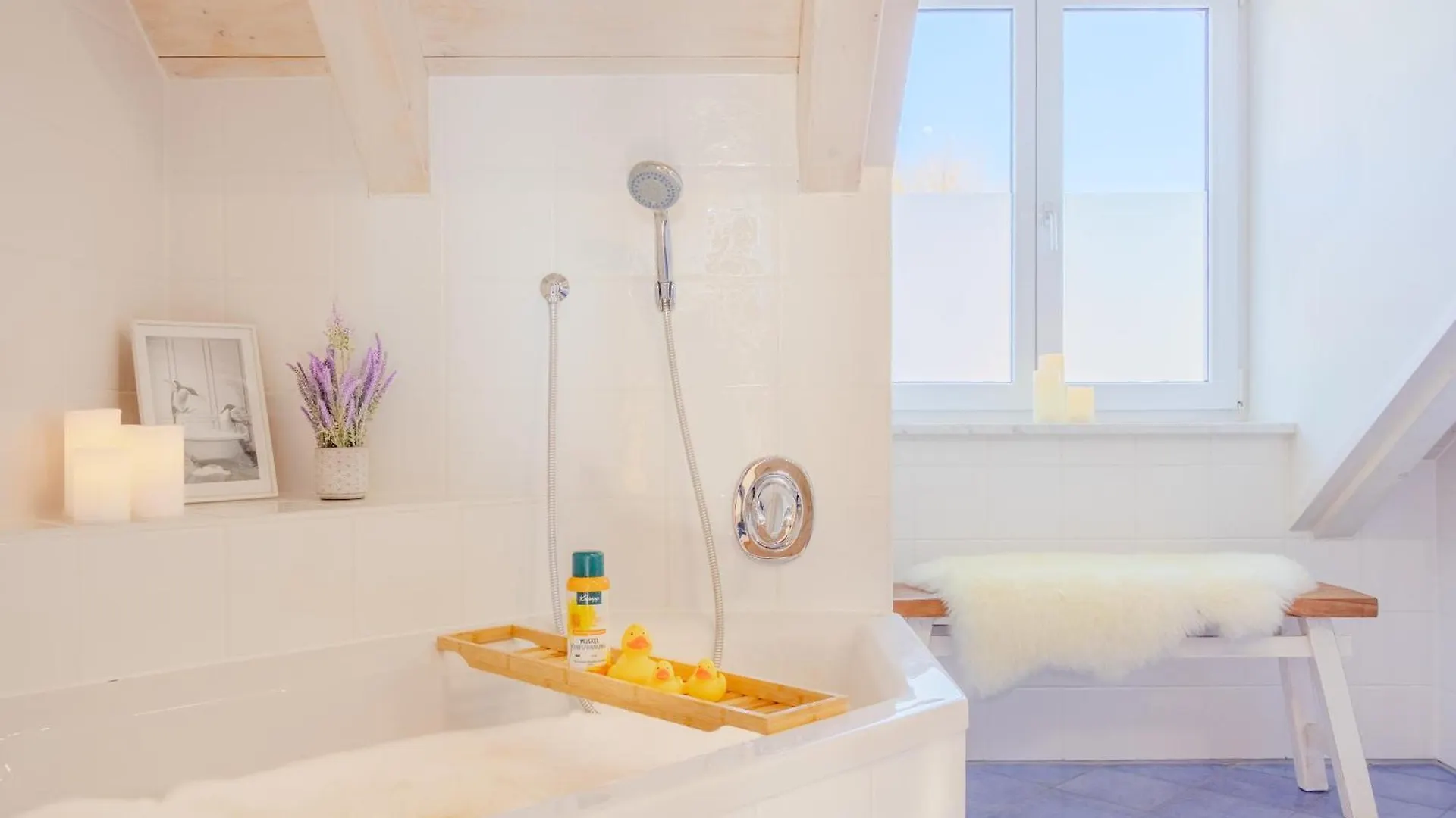 Daire Helle Wohnung Mit Seeblick Tutzing